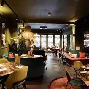 https://hotel-valkenhof.valkenburgaandegeul-hotels.com